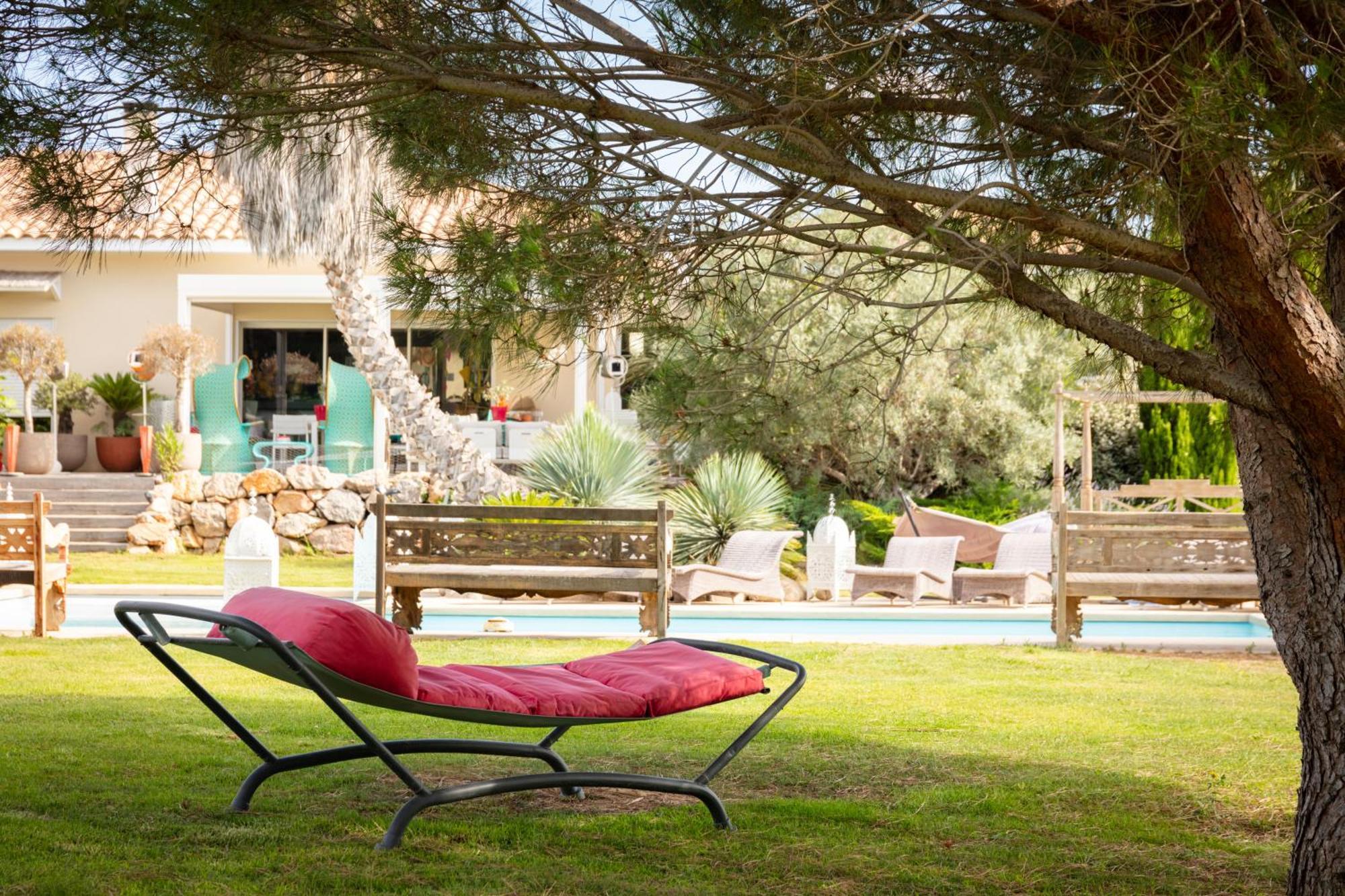 Escapades Lointaines Bed & Breakfast Perpignan Bagian luar foto