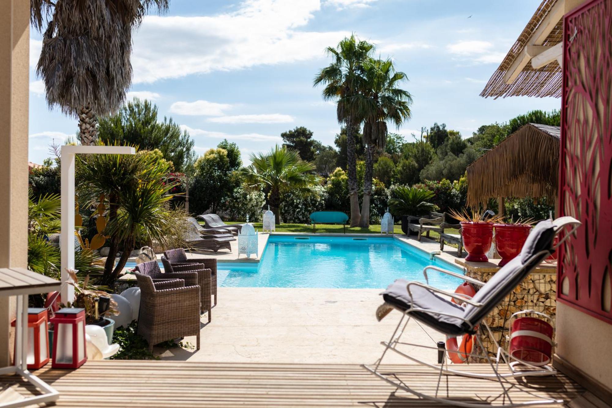Escapades Lointaines Bed & Breakfast Perpignan Bagian luar foto