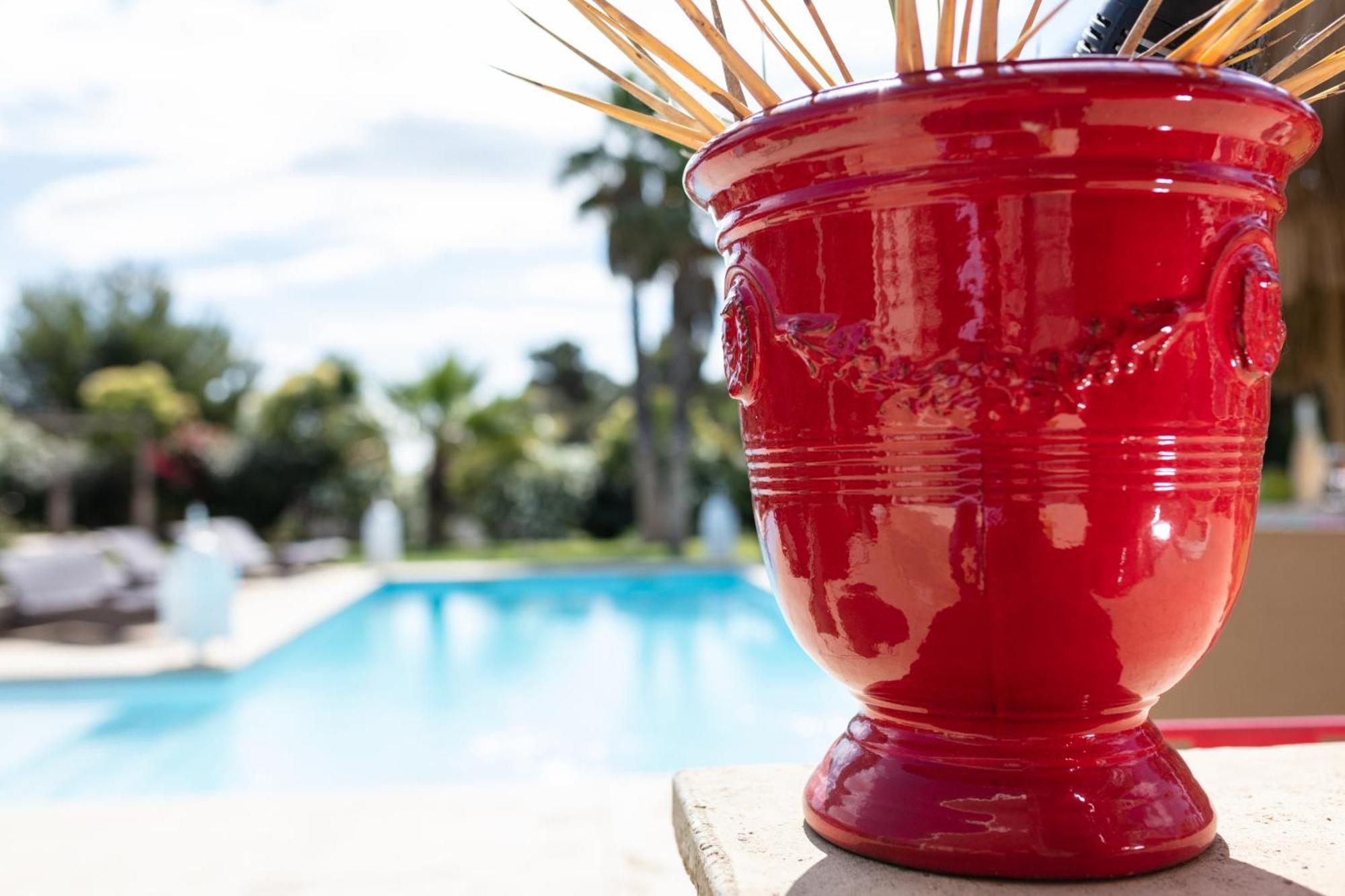 Escapades Lointaines Bed & Breakfast Perpignan Bagian luar foto