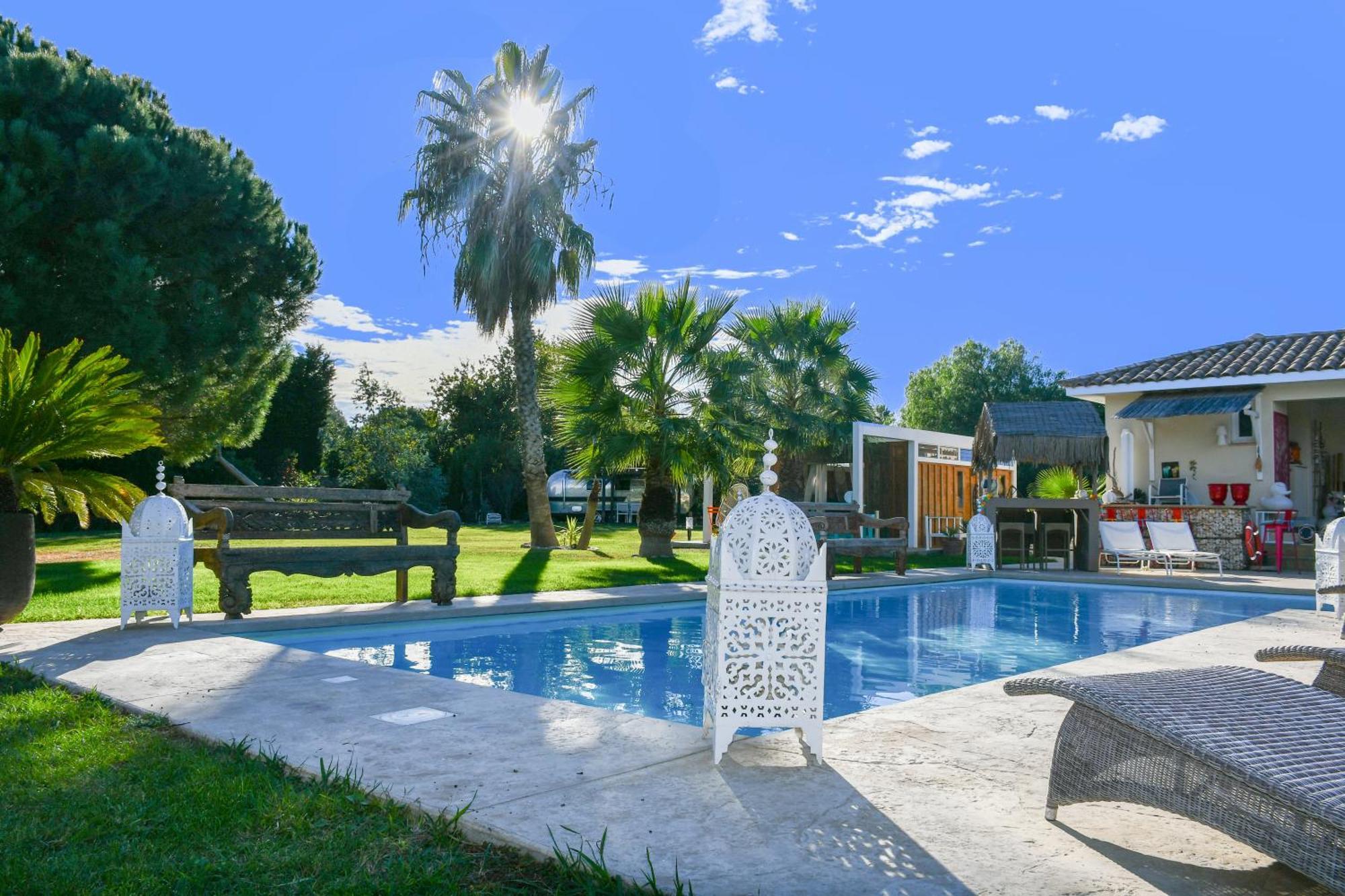 Escapades Lointaines Bed & Breakfast Perpignan Bagian luar foto