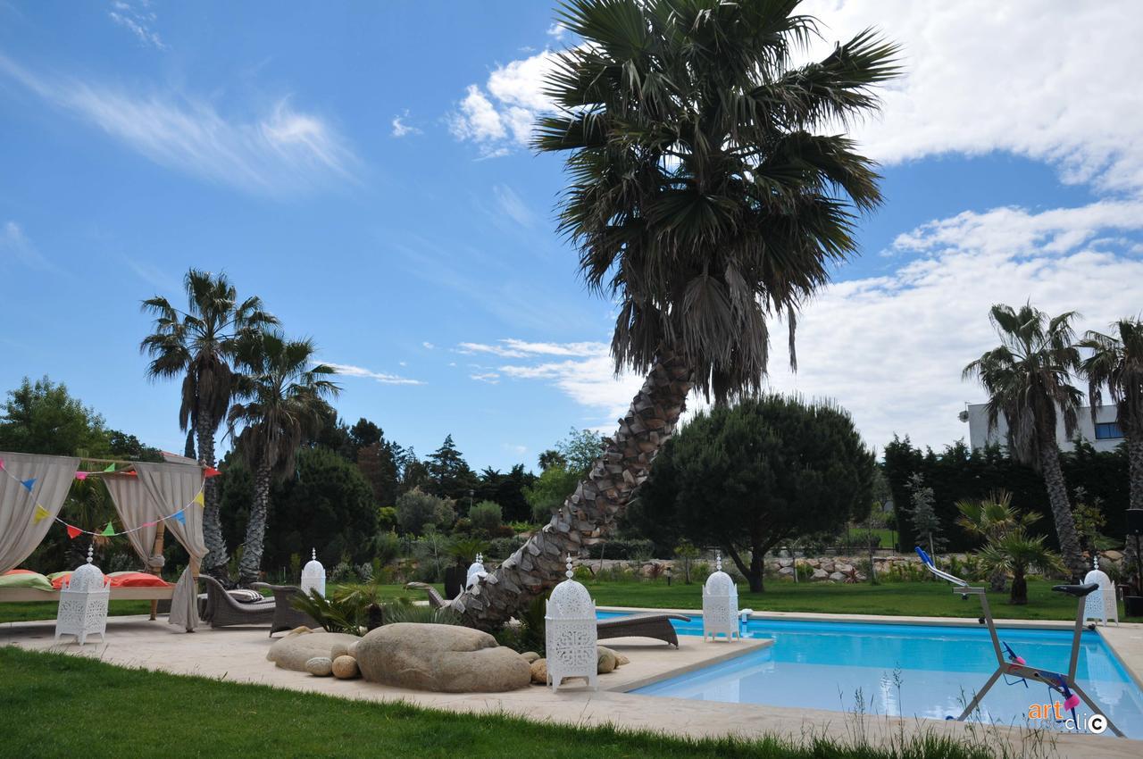 Escapades Lointaines Bed & Breakfast Perpignan Bagian luar foto