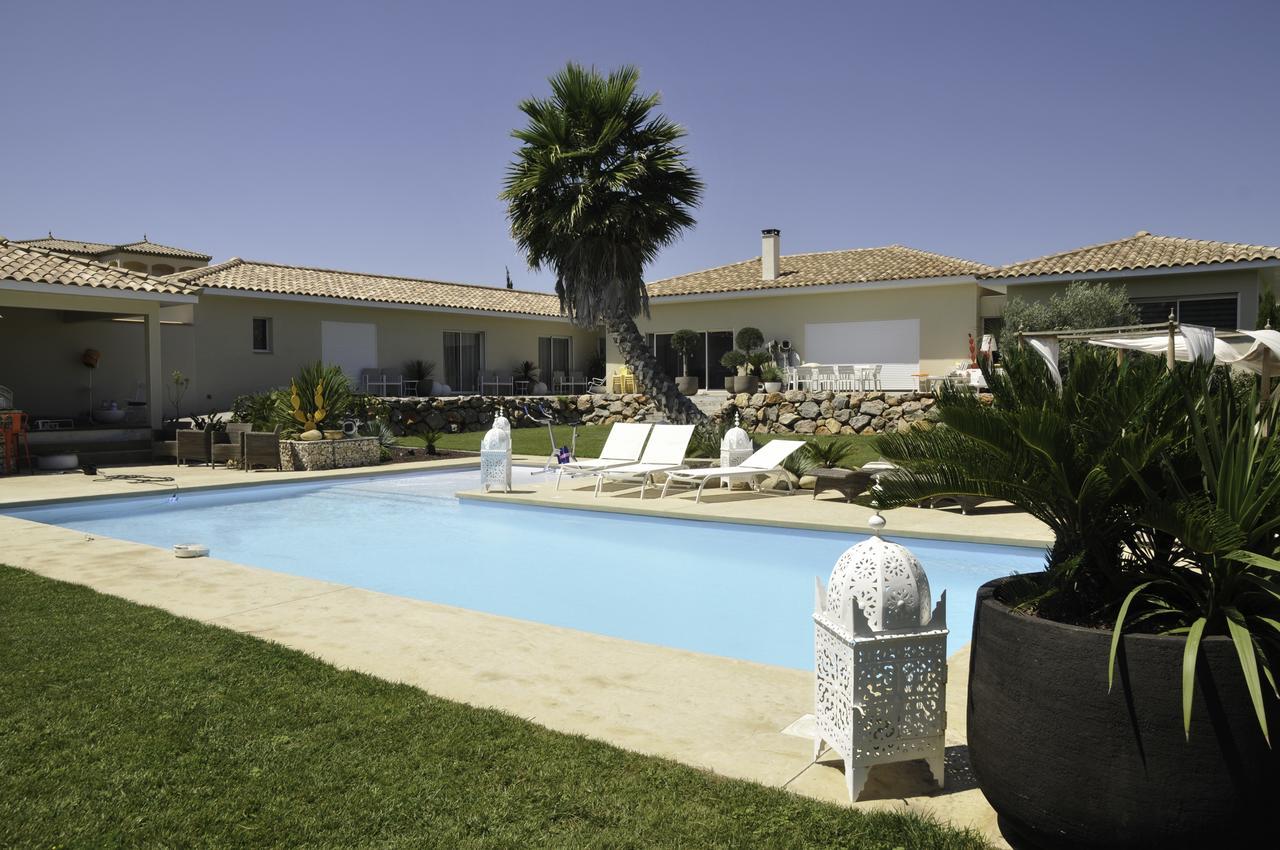 Escapades Lointaines Bed & Breakfast Perpignan Bagian luar foto