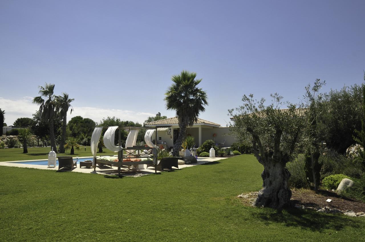 Escapades Lointaines Bed & Breakfast Perpignan Bagian luar foto