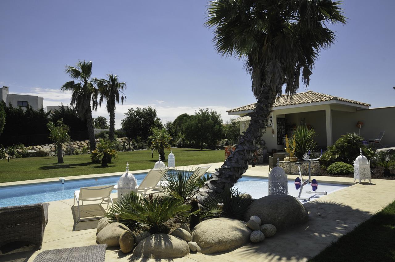 Escapades Lointaines Bed & Breakfast Perpignan Bagian luar foto