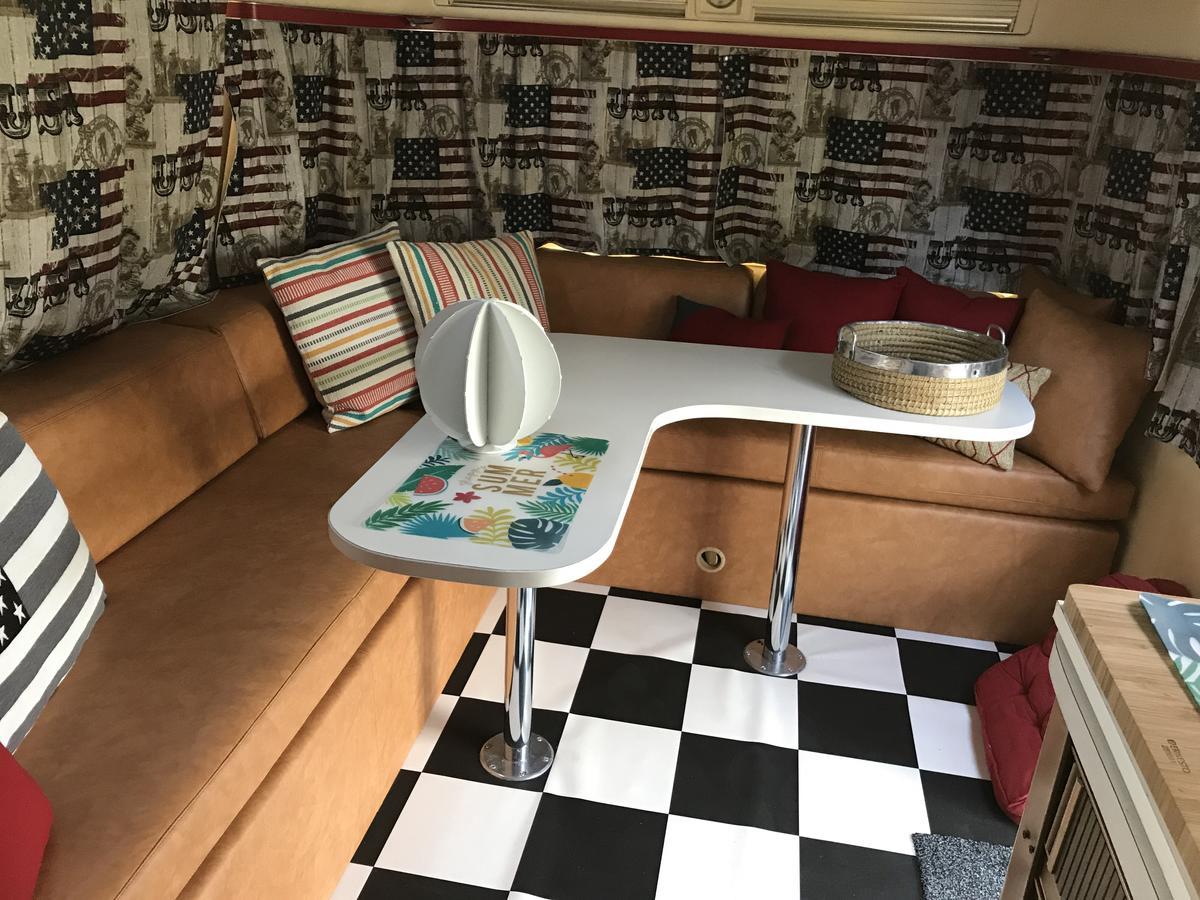 Escapades Lointaines Bed & Breakfast Perpignan Bagian luar foto