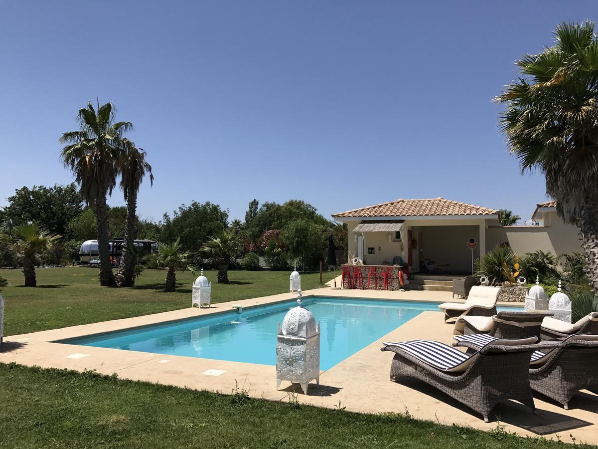 Escapades Lointaines Bed & Breakfast Perpignan Bagian luar foto