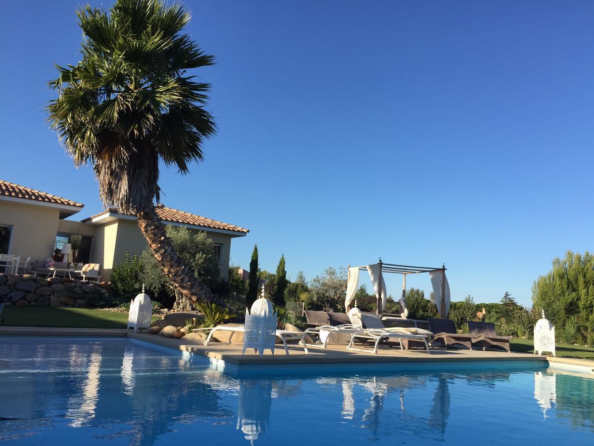 Escapades Lointaines Bed & Breakfast Perpignan Bagian luar foto