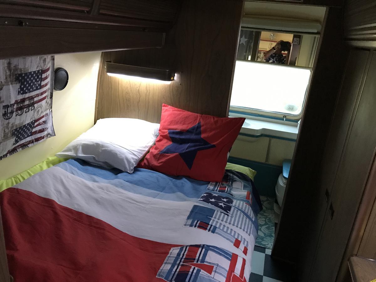 Escapades Lointaines Bed & Breakfast Perpignan Bagian luar foto